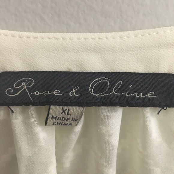 Rose and Olive Top - Picture 3 of 4